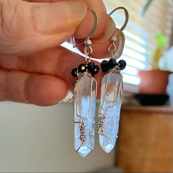 Quartz Crystal Earrings & Black Spinel beads - Picture 3 of 11